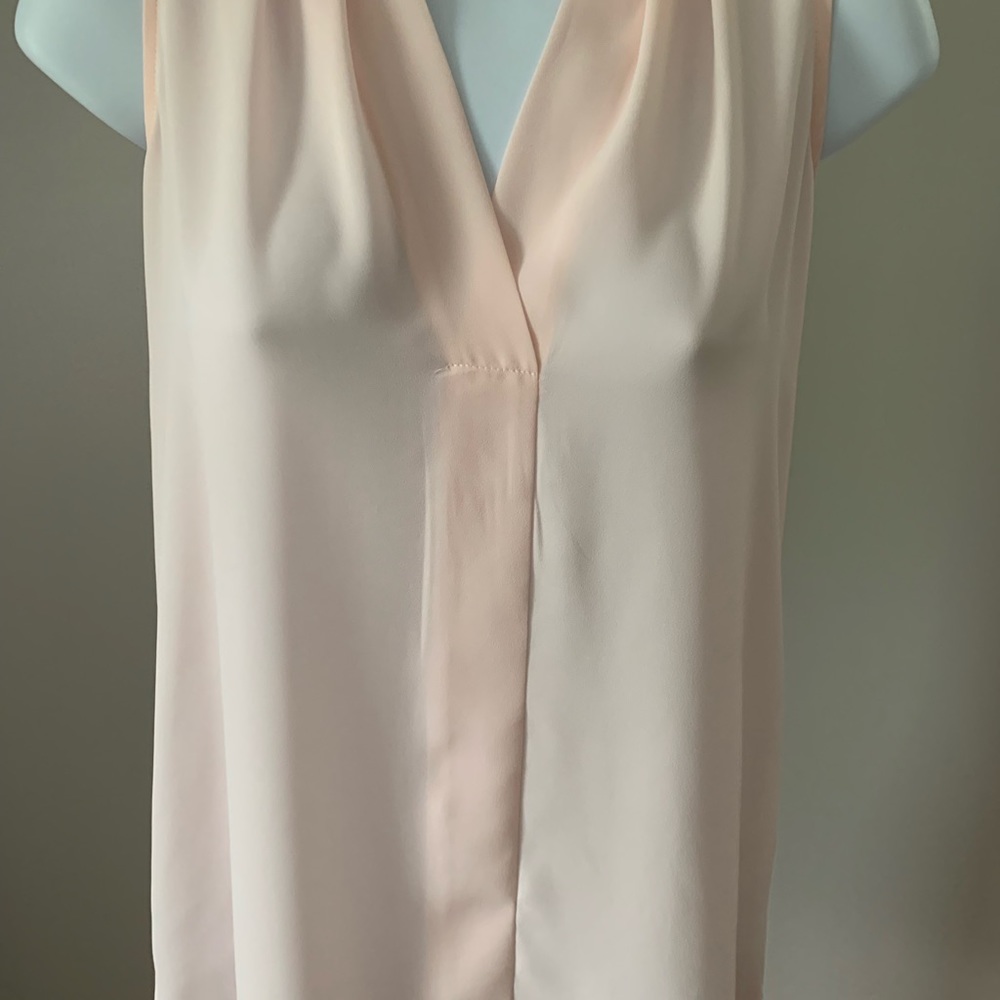 Banana Republic Tank - Picture 2 of 15